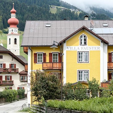 Villa Fauster Pustrabase فيلاباسا المظهر الخارجي الصورة
